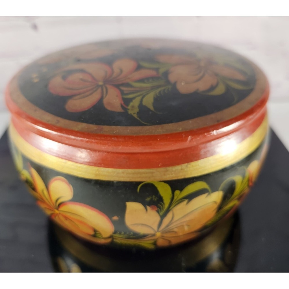 Russian Handcrafted Laquer Wood Floral Painted Trinket Box Vintage